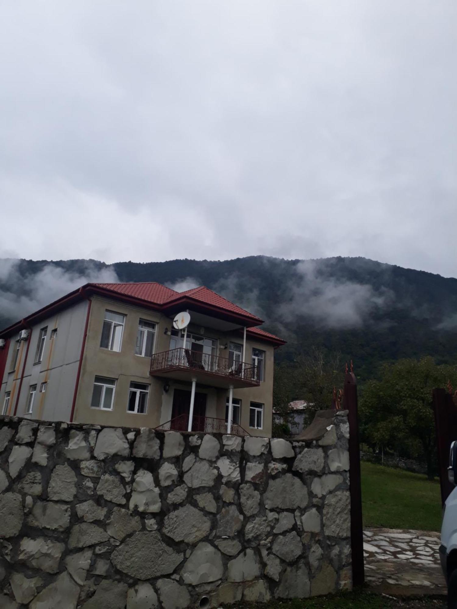 House At The Forest / Სახლი Ტყის Პირას Gordi Exteriör bild